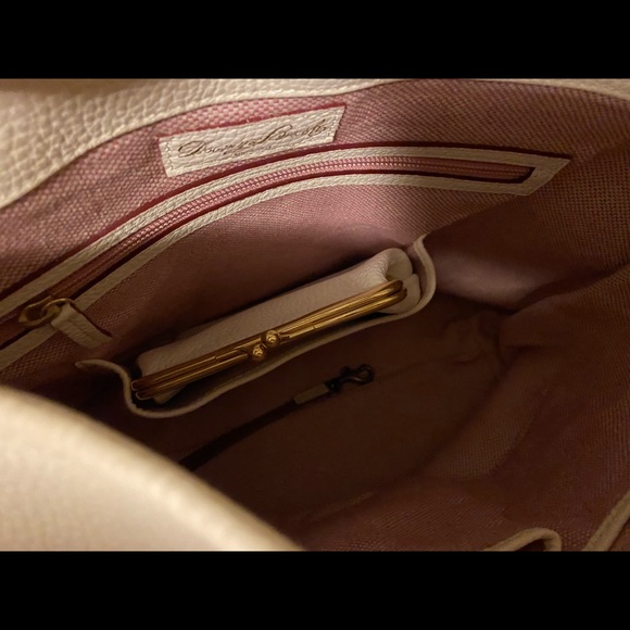 Dooney & Bourke - Picture 5 of 7